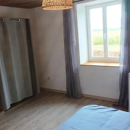 Ferienhaus Maison Au Calme Avec Grand Jardin Et Confort En Charente Limousine - Fr-1-653-133 *