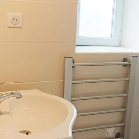 Maison Au Calme Avec Grand Jardin Et Confort En Charente Limousine - Fr-1-653-133 Oradour-Fanais