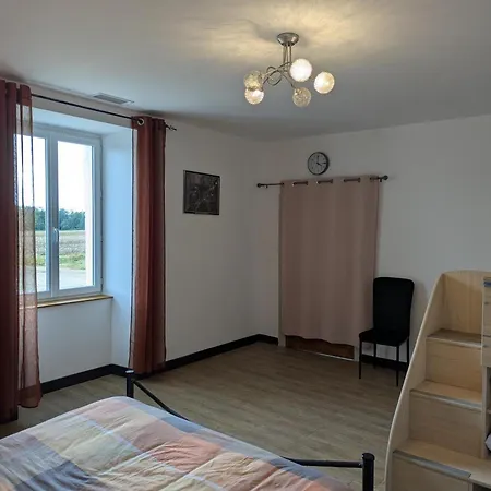 Maison Au Calme Avec Grand Jardin Et Confort En Charente Limousine - Fr-1-653-133 *