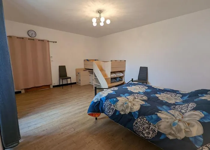 Maison Au Calme Avec Grand Jardin Et Confort En Charente Limousine - Fr-1-653-133